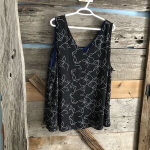 𝅺michel Studio Plus Size 24 Black/Blue reversible dual layer tank top